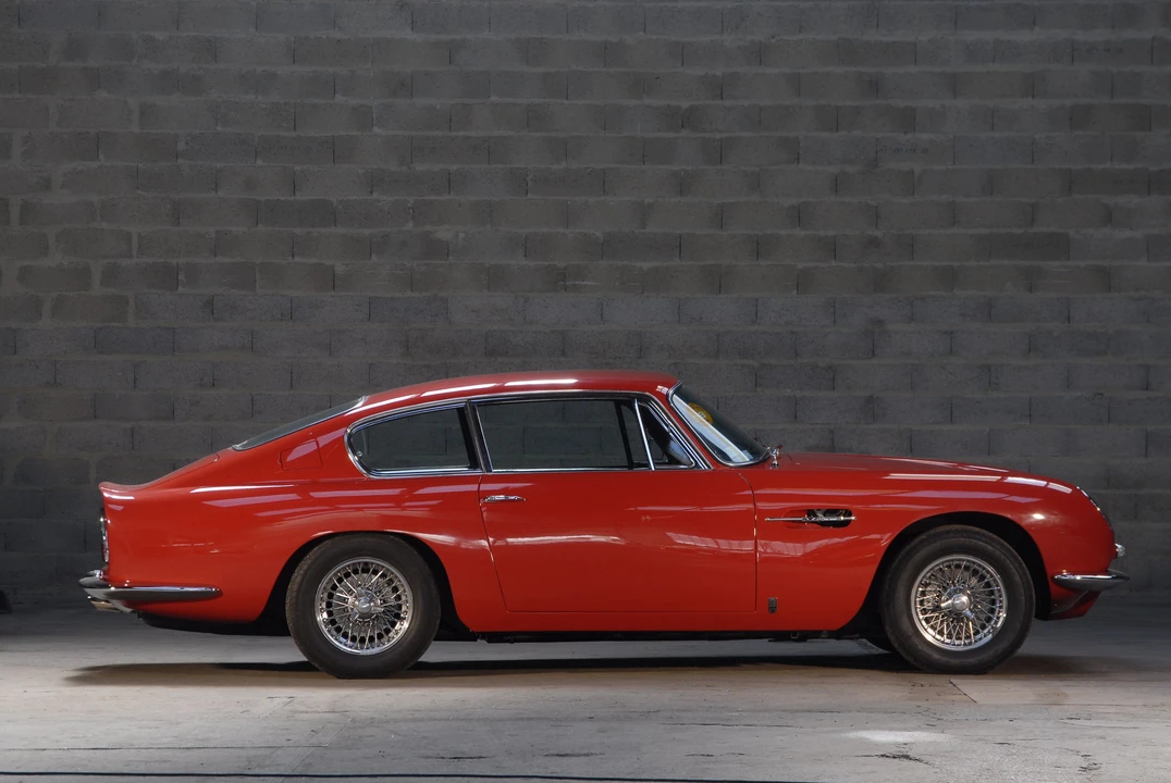 1967 Aston Martin DB6 Vantage - Image 7 of 8