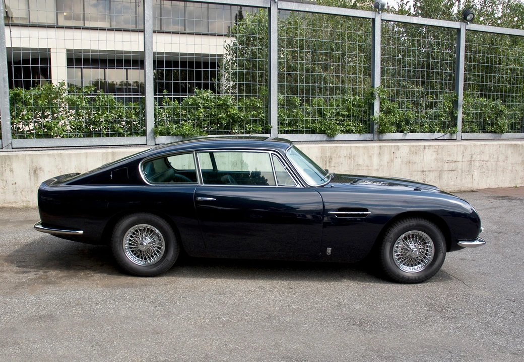 1967 Aston Martin DB6 Vantage - Image 3 of 8