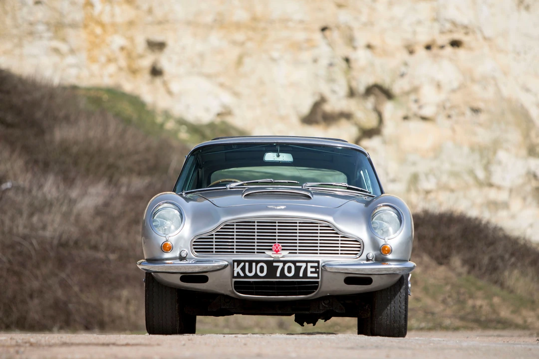 1967 Aston Martin DB6 Vantage - Image 13 of 31