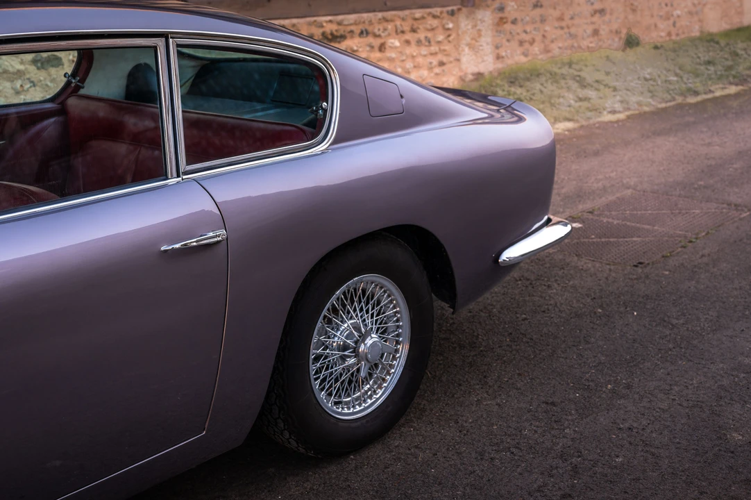 1967 Aston Martin DB6 Vantage - Image 18 of 31