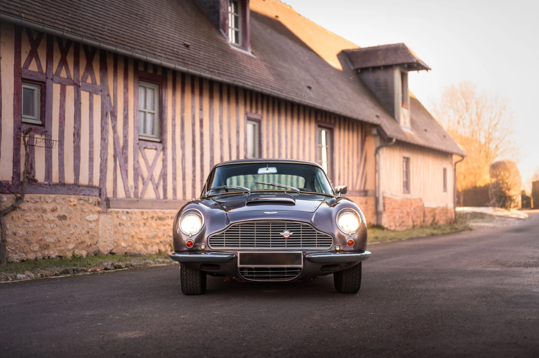 1967 Aston Martin DB6 Vantage - Image 2 of 31