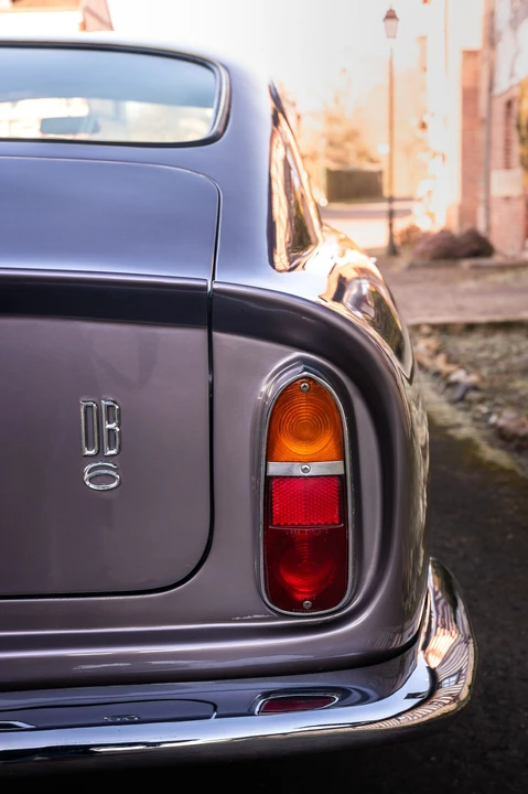 1967 Aston Martin DB6 Vantage - Image 22 of 31