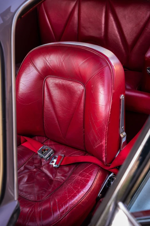 1967 Aston Martin DB6 Vantage - Image 30 of 31