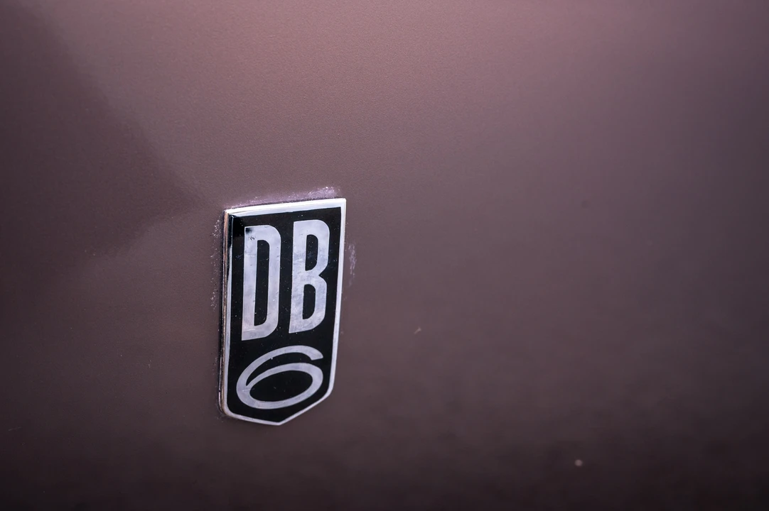 1967 Aston Martin DB6 Vantage - Image 26 of 31