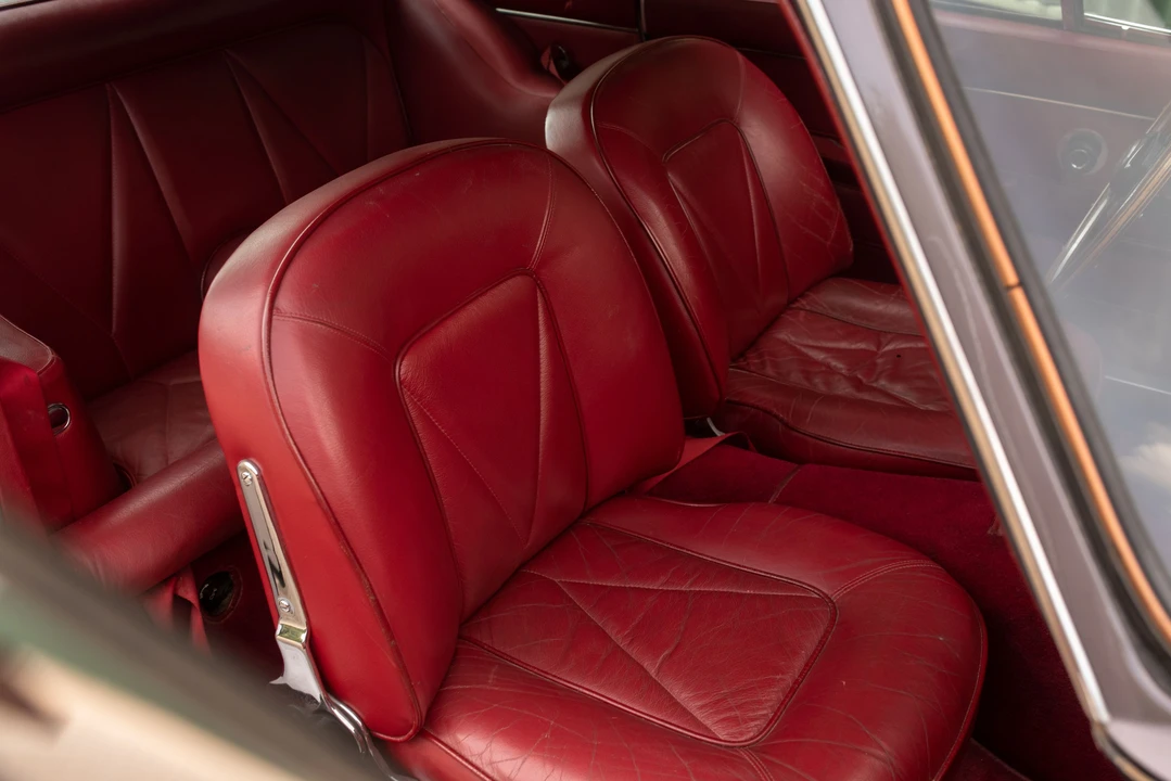 1967 Aston Martin DB6 Vantage - Image 10 of 31