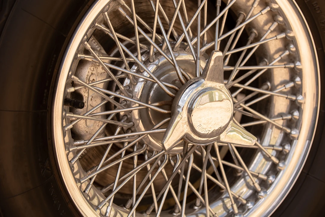 1967 Aston Martin DB6 Vantage - Image 3 of 31