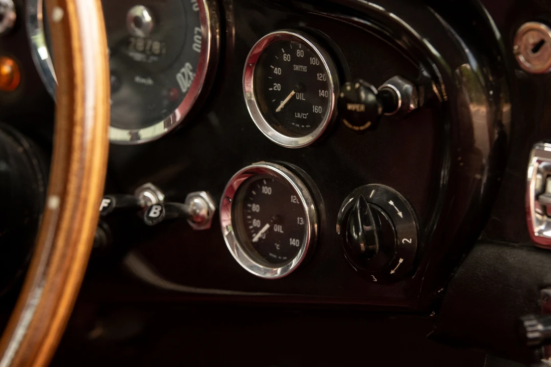 1967 Aston Martin DB6 Vantage - Image 31 of 31