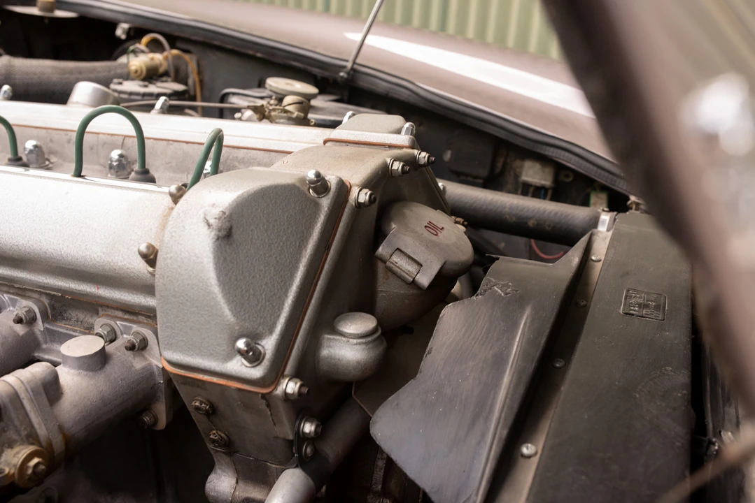 1967 Aston Martin DB6 Vantage - Image 15 of 31