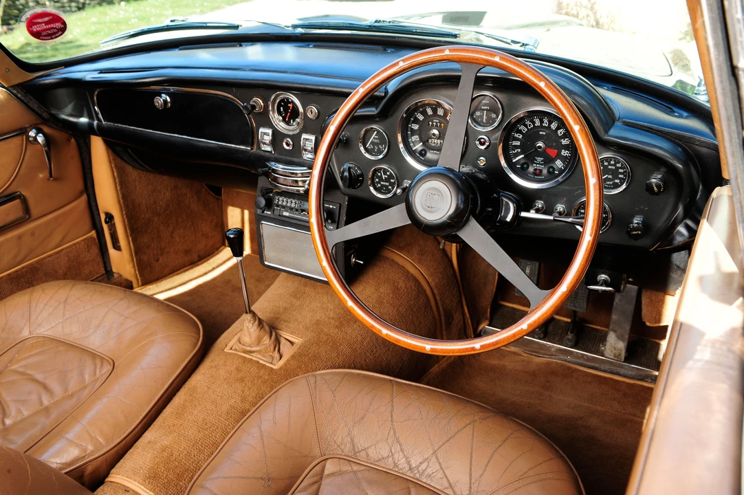 1967 Aston Martin DB6 Vantage - Image 4 of 24