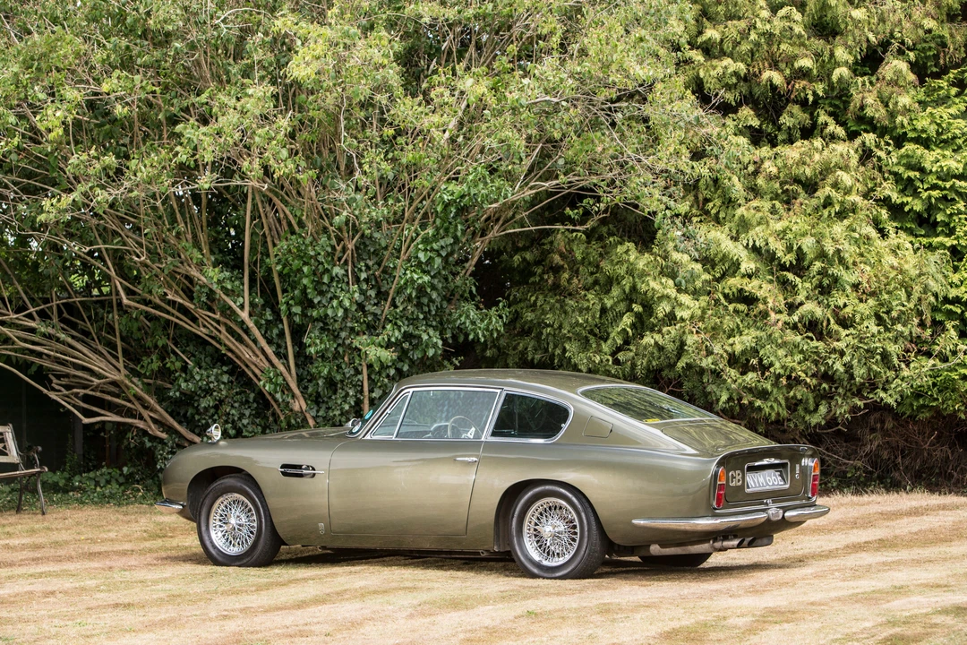1967 Aston Martin DB6 Vantage - Image 17 of 19
