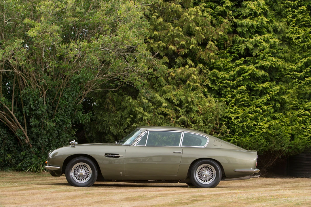 1967 Aston Martin DB6 Vantage - Image 18 of 19