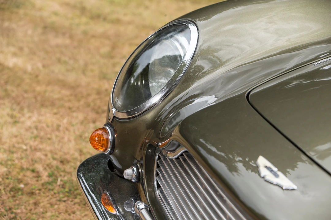 1967 Aston Martin DB6 Vantage - Image 3 of 19