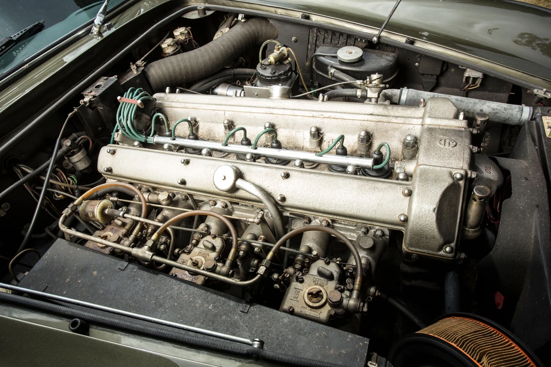 1967 Aston Martin DB6 Vantage - Image 9 of 19