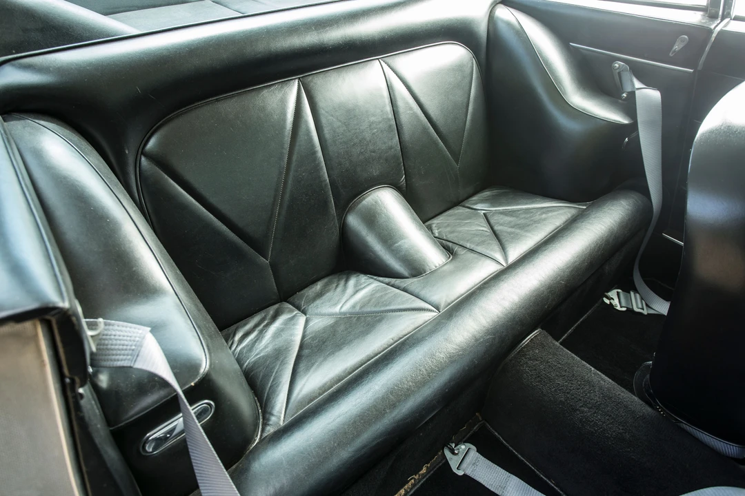 1967 Aston Martin DB6 Vantage - Image 12 of 19