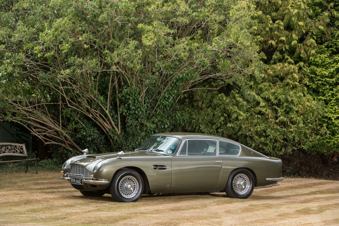 1967 Aston Martin DB6 Vantage - Image 19 of 19
