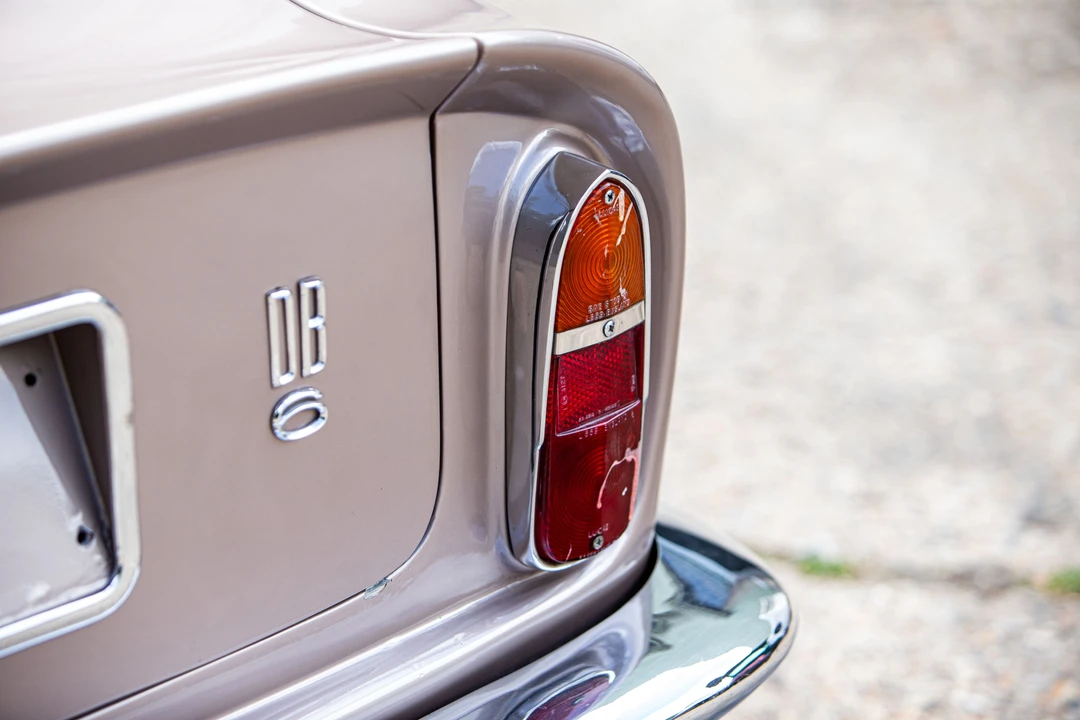 1967 Aston Martin DB6 Vantage - Image 7 of 31