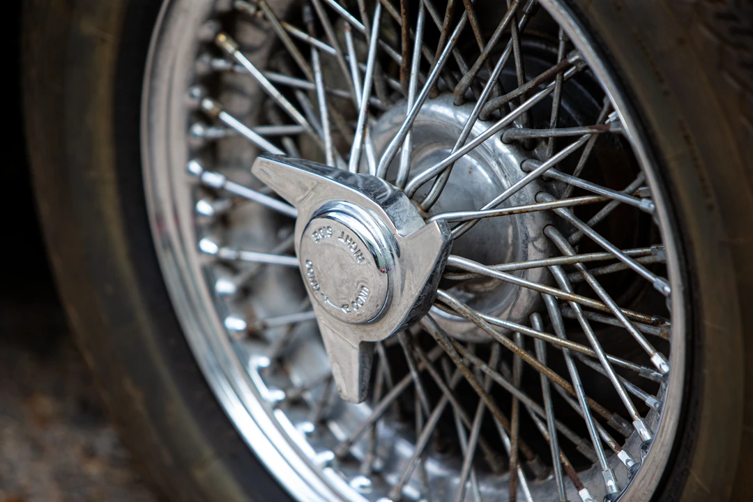 1967 Aston Martin DB6 Vantage - Image 11 of 31