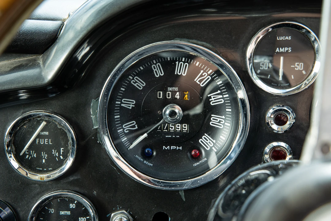 1967 Aston Martin DB6 Vantage - Image 22 of 31