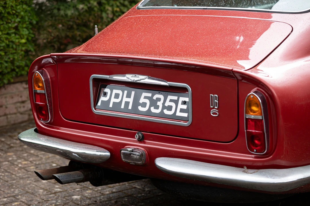 1967 Aston Martin DB6 Vantage - Image 27 of 31