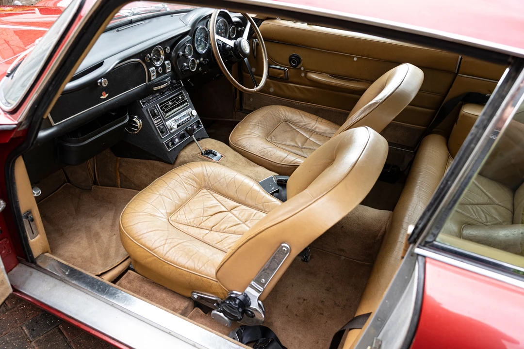 1967 Aston Martin DB6 Vantage - Image 10 of 31