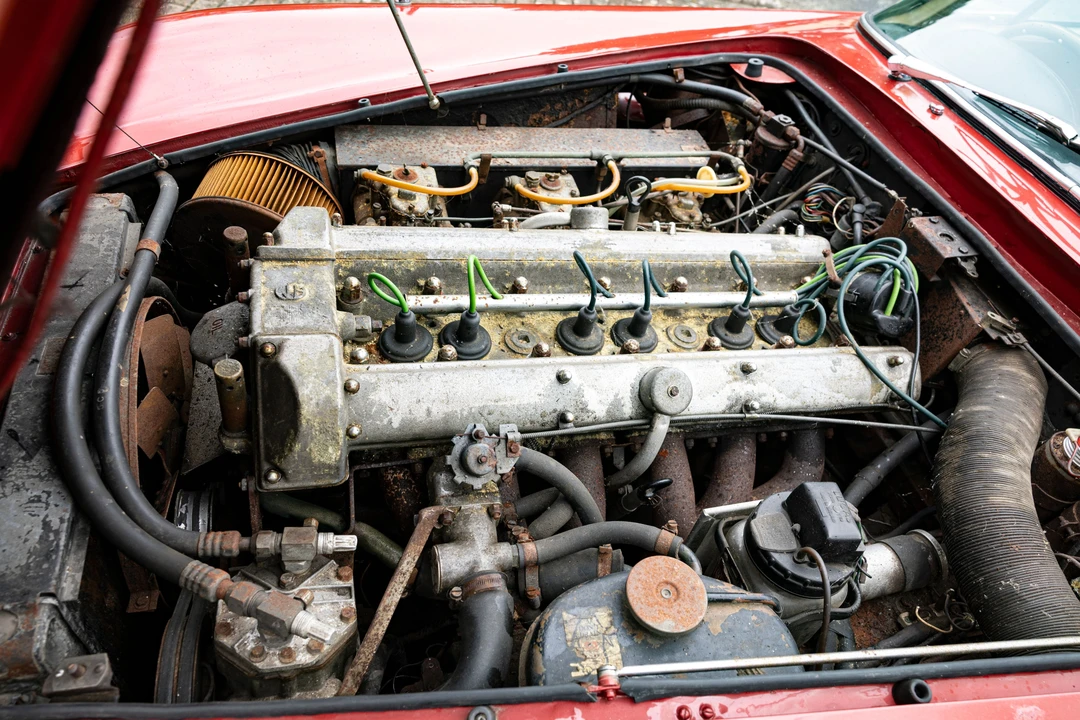 1967 Aston Martin DB6 Vantage - Image 15 of 31