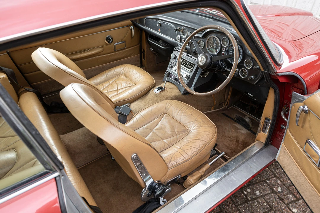 1967 Aston Martin DB6 Vantage - Image 13 of 31