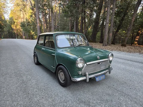1967 Austin Classic Mini