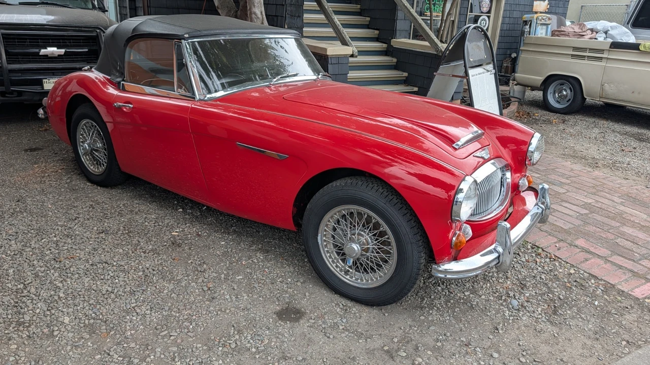 1967 Austin-Healey 3000 Mark III - Image 2 of 4