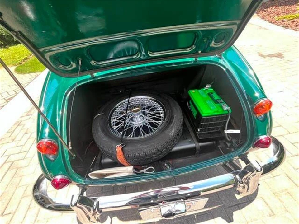 1967 Austin-Healey 3000 Mark III - Image 13 of 18