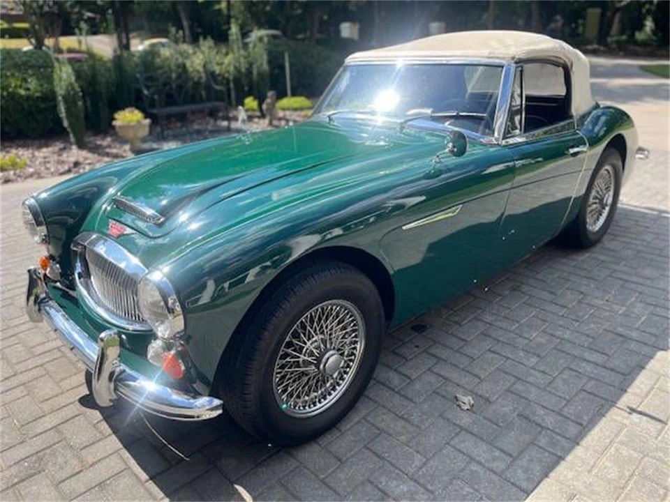 1967 Austin-Healey 3000 Mark III - Image 16 of 18