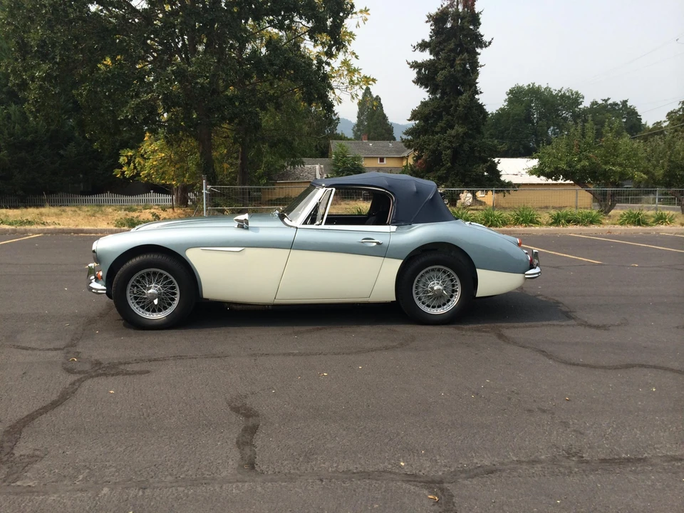 1967 Austin-Healey 3000 Mark III - Image 6 of 31