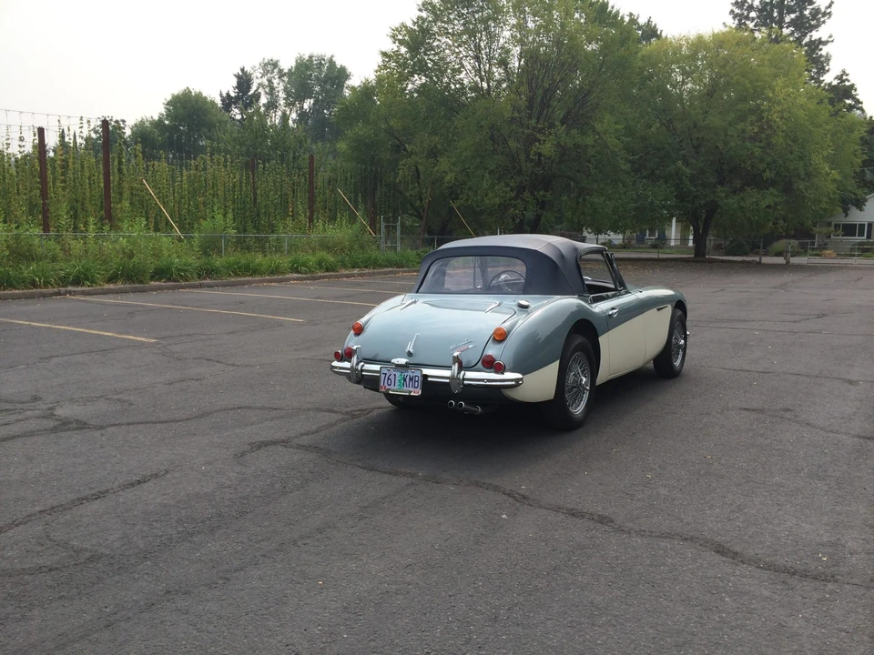 1967 Austin-Healey 3000 Mark III - Image 16 of 31