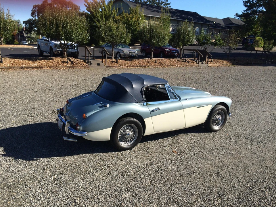 1967 Austin-Healey 3000 Mark III - Image 19 of 31