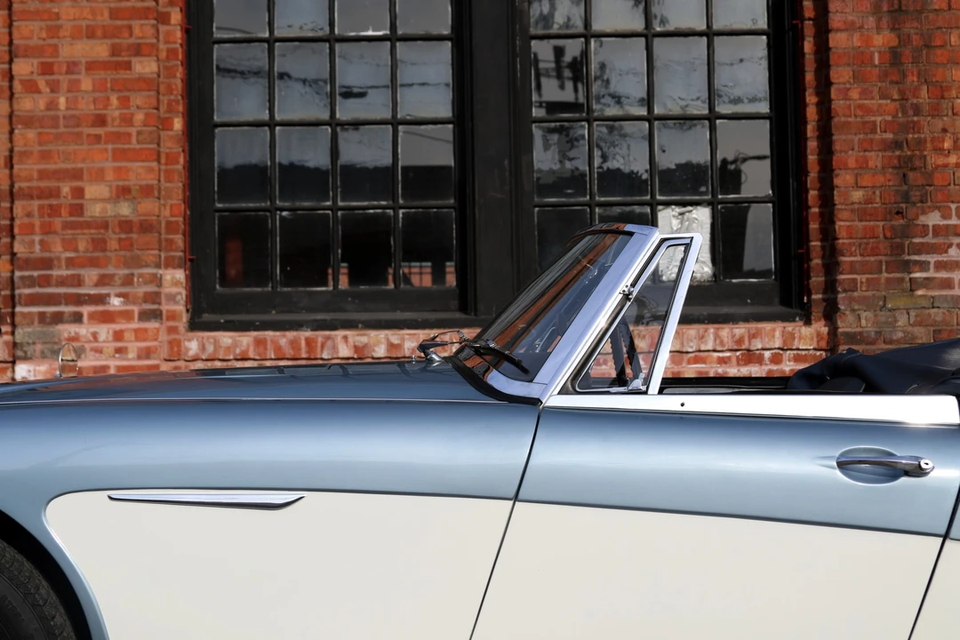 1967 Austin-Healey 3000 Mark III - Image 29 of 31