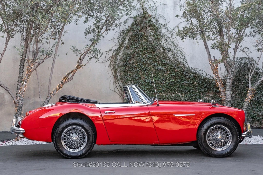1967 Austin-Healey 3000 Mark III - Image 4 of 31