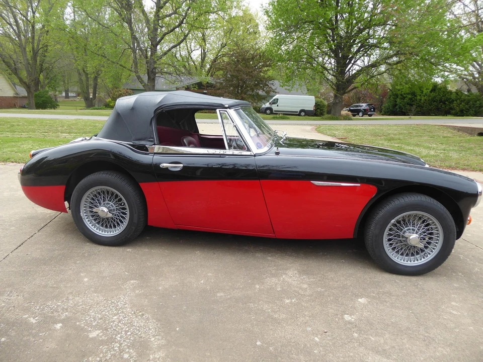 1967 Austin-Healey 3000 Mark III - Image 14 of 31