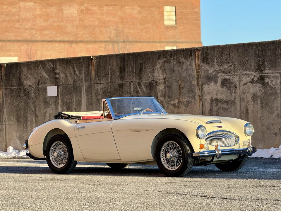 1967 Austin-Healey 3000 Mark III - Image 8 of 31