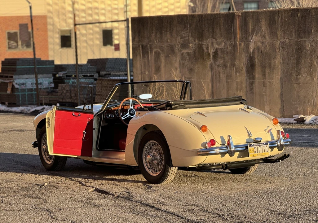 1967 Austin-Healey 3000 Mark III - Image 15 of 31