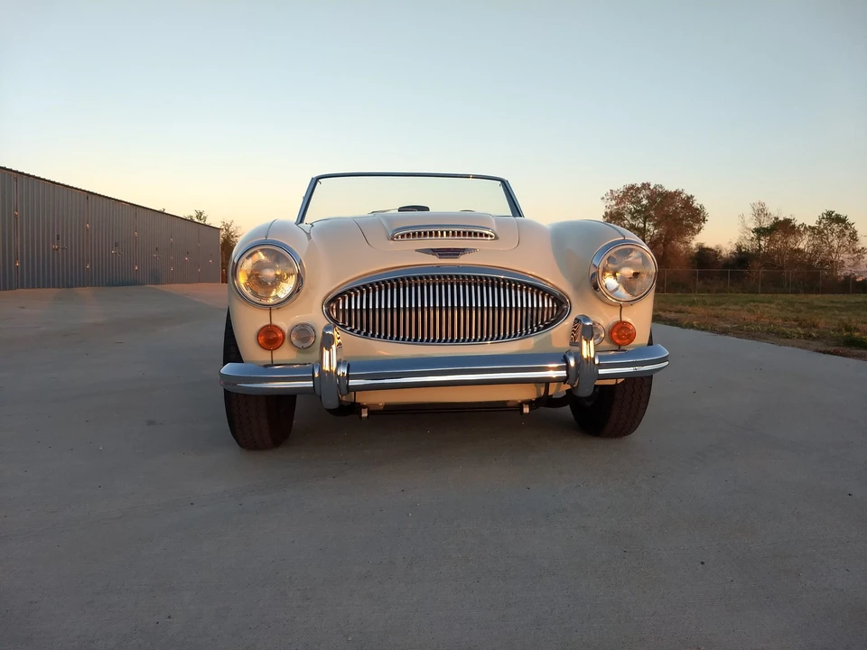 1967 Austin-Healey 3000 Mark III - Image 5 of 31
