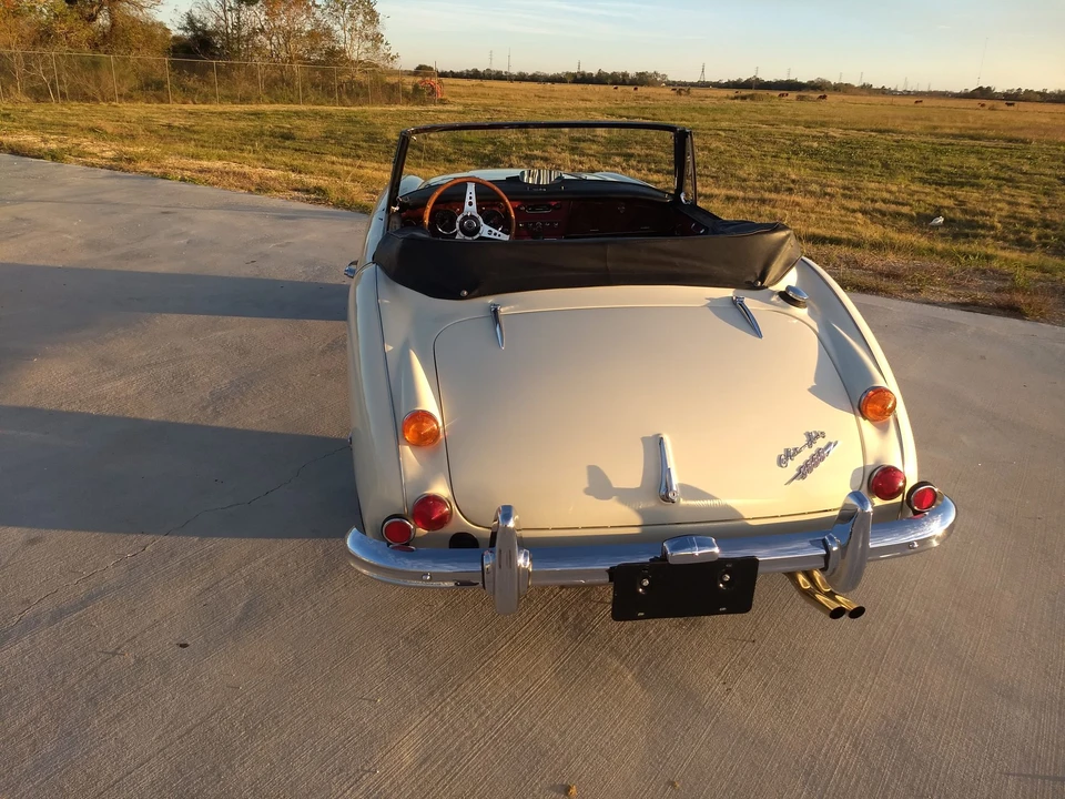1967 Austin-Healey 3000 Mark III - Image 11 of 31