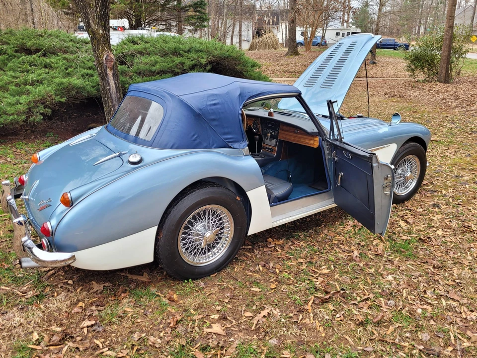 1967 Austin-Healey 3000 Mark III - Image 15 of 31