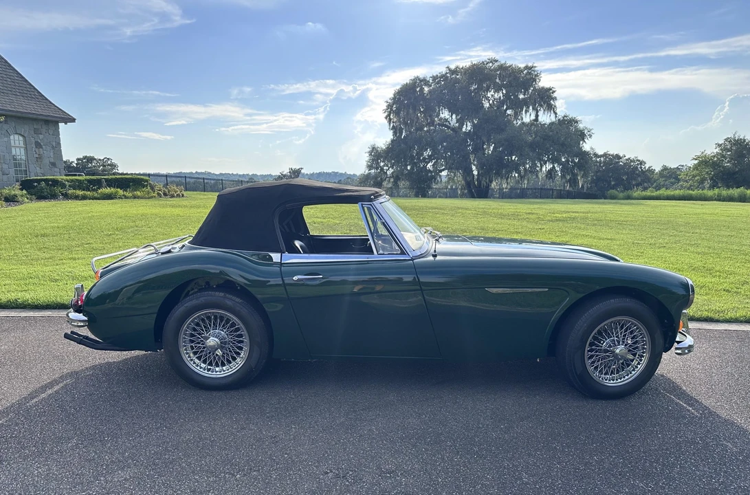 1967 Austin-Healey 3000 Mark III - Image 16 of 31