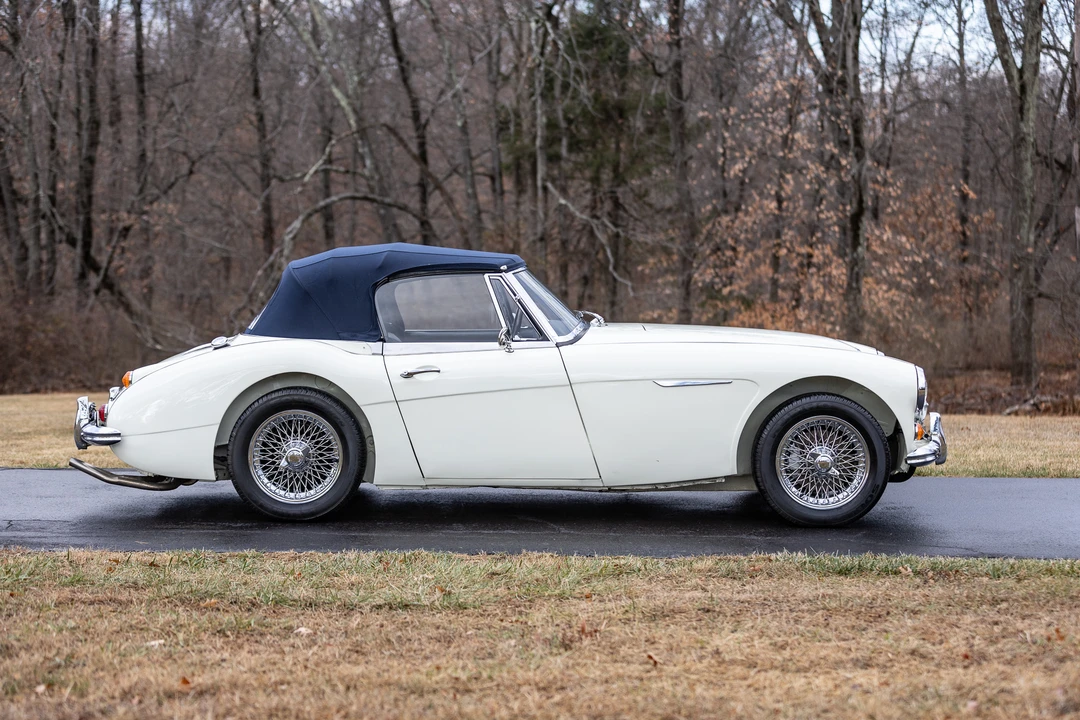 1967 Austin-Healey 3000 Mark III - Image 13 of 31