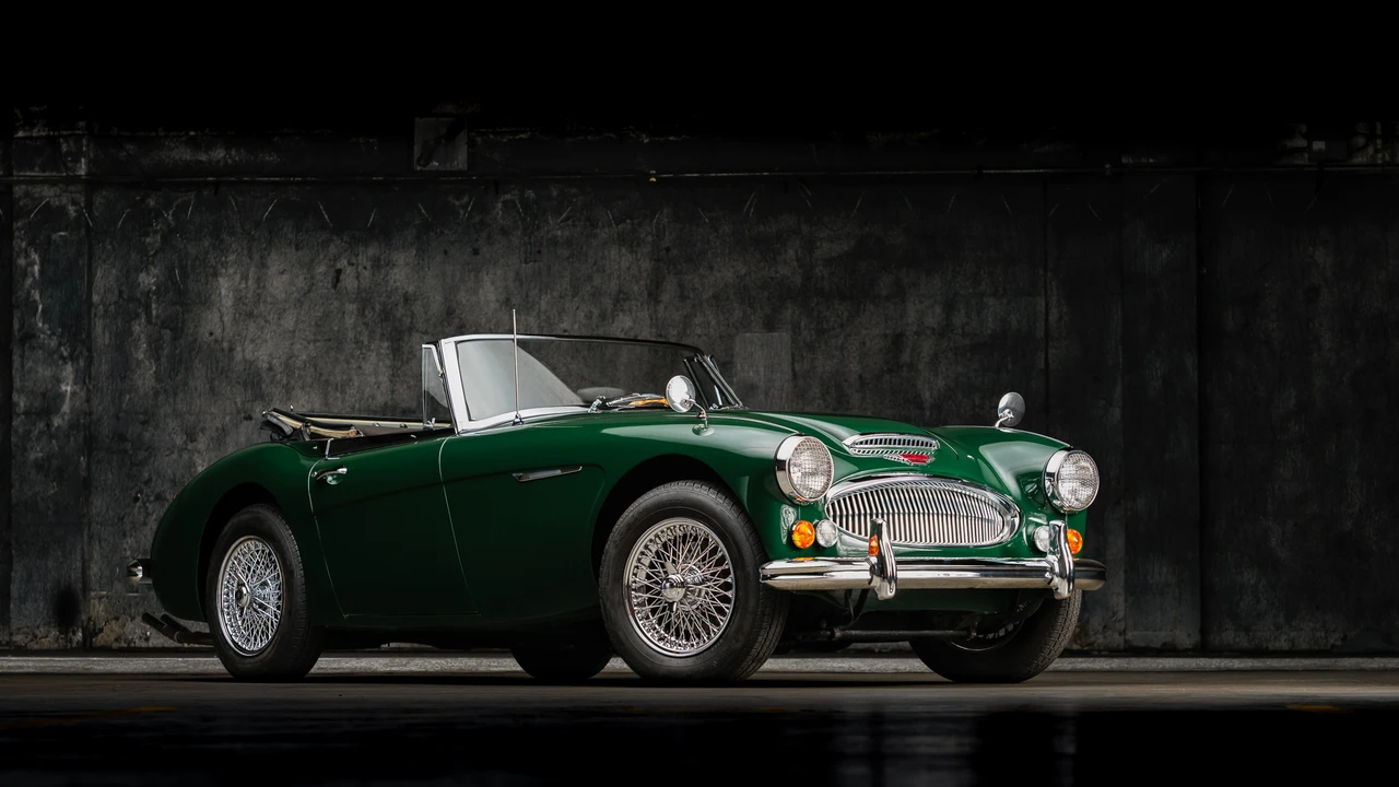1967 Austin-Healey 3000 Mark III - Image 2 of 31