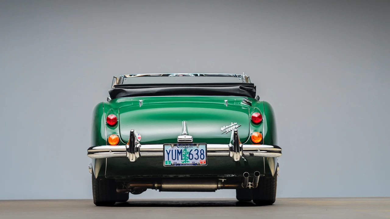 1967 Austin-Healey 3000 Mark III - Image 29 of 31