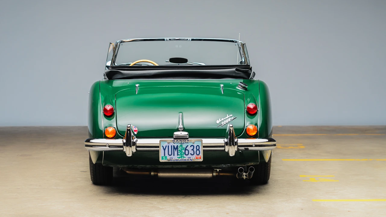 1967 Austin-Healey 3000 Mark III - Image 30 of 31