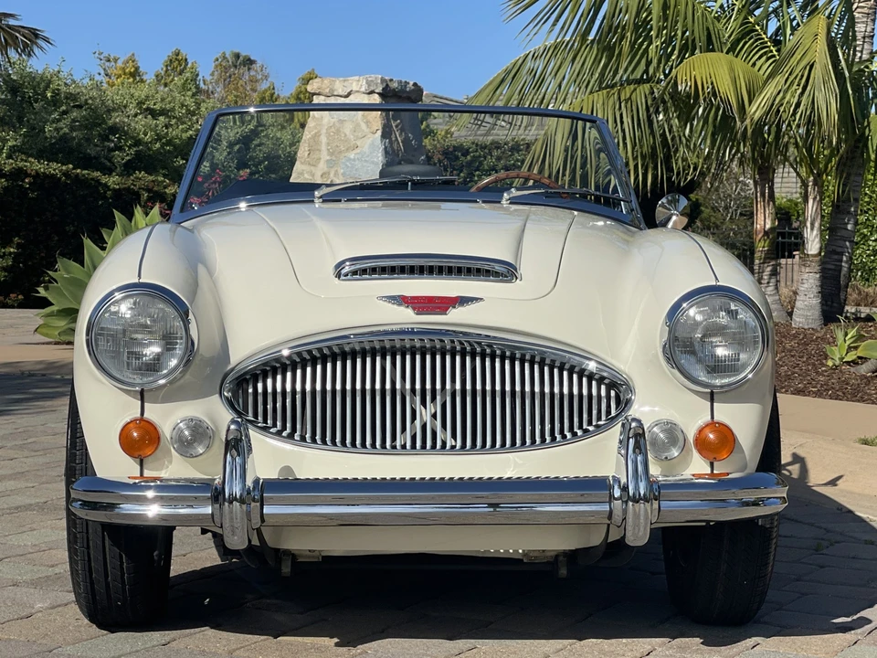 1967 Austin-Healey 3000 Mark III - Image 10 of 31