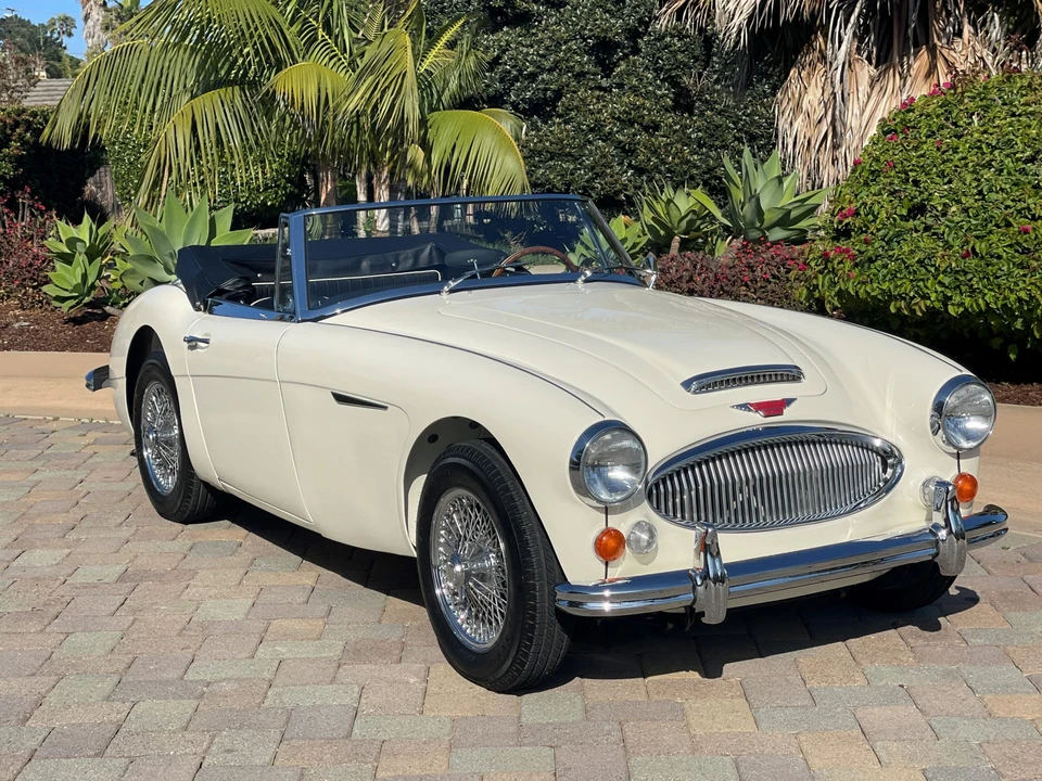 1967 Austin-Healey 3000 Mark III - Image 14 of 31