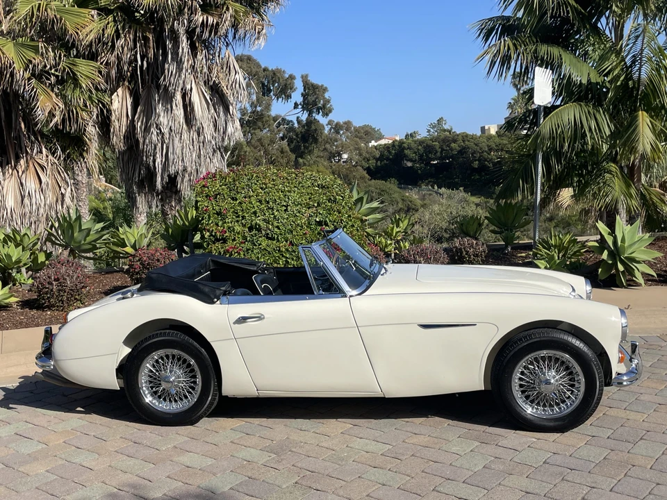1967 Austin-Healey 3000 Mark III - Image 20 of 31