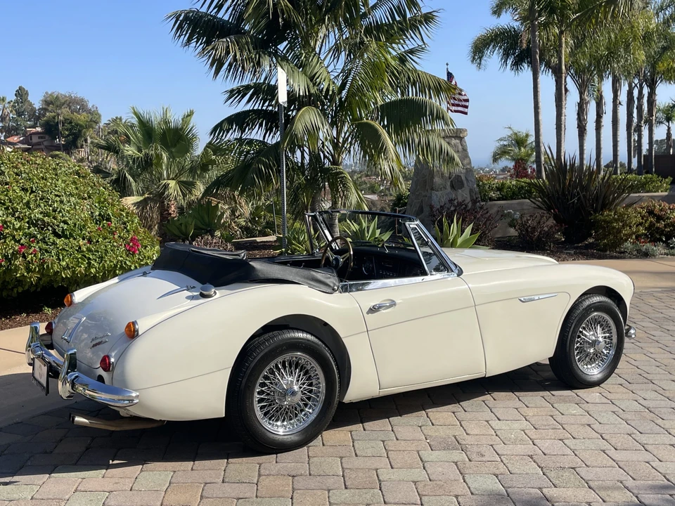 1967 Austin-Healey 3000 Mark III - Image 24 of 31